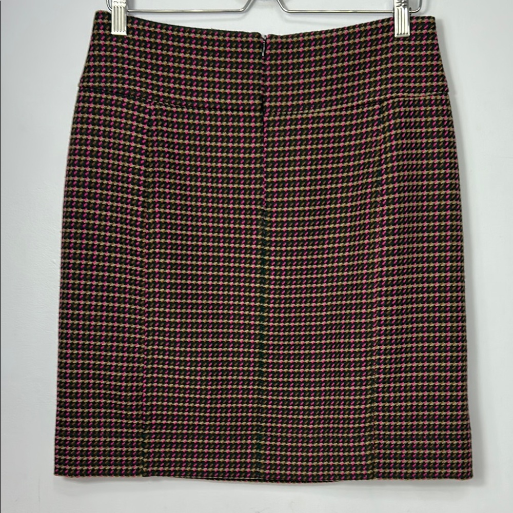 Cinque Stylish Pink and Black Houndstooth Skirt - Picture 6 of 12